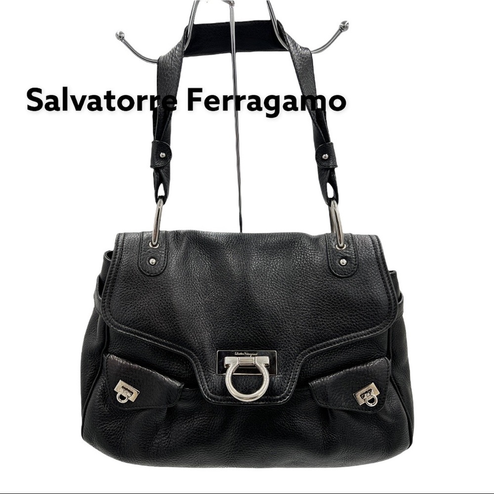 ♦️Ferragamo shoulder Bag